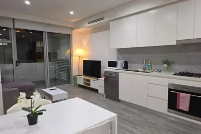 Image de Camperdown one 02 Close to bus stop and Syd Cbd