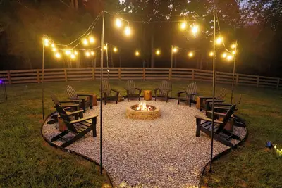 Image de Dog-Friendly Bourbon Trail Home w/ Speakeasy, Pool, Hot Tub, + Game Room