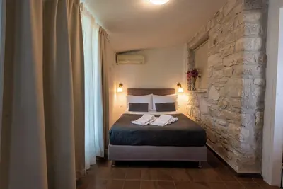 Image de Delightful cottage with Ac in charming Amfilochia