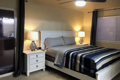 Image de 3-bedroom townhome in charming Modesto with Ac