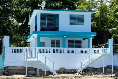 Image de 2nd Floor - Direct Beach Access - Sleeps 6