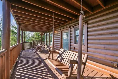 Image de Scenic Mountain Views w/ Game Room & Hot Tub