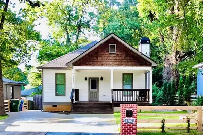 Image de 3-bedroom “Steps from Gwcc, Mercedes-Benz Stadium & Atlanta’s Top Attractions! ”