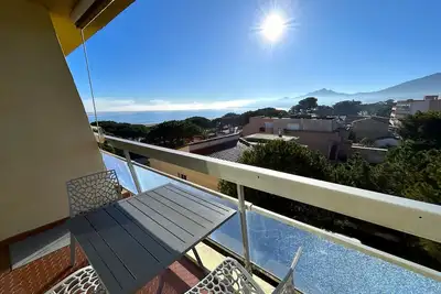 Image de Appartement vue panoramique, clim et parking - 4 pers.