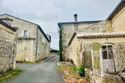 Image de Petit Chai au Coeur du village -