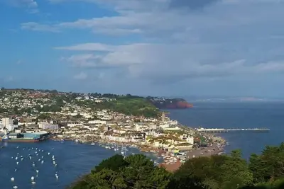 Seaside Stay in Teignmouth