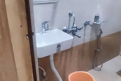 Image de Amazing 5-bedroom hotel with Ac in charming Tirwaganj