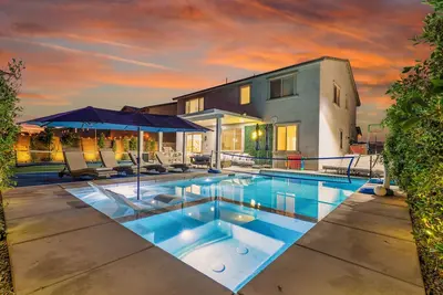 Image de Oh La la Coachella, Pool, Spa, Bbq, Games, Sleeps 23