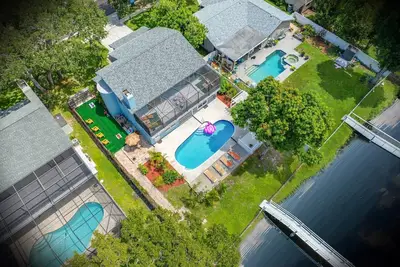 Image de Lakefront retreat - Heated Pool - 8 miles to Clearwater beach