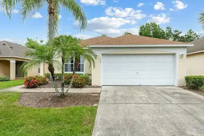 Sapphire Breeze, 4br Pool Home, Disney & Universal