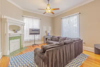 Image de 3 King BedRooms Spacious & Serene House, Private Yard and Parking in Chattanooga