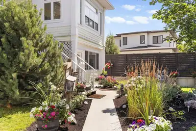 Image de Home Away from Home