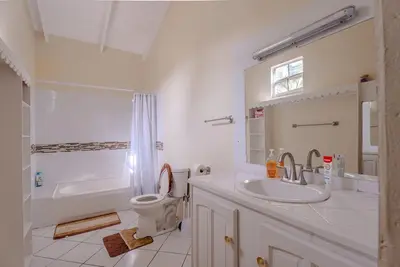 Image de Spacious 5-bedroom villa in peaceful Rodney Bay with Ac