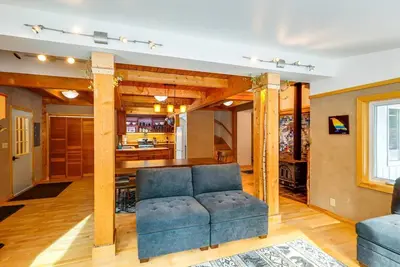 Image de A Chena Dream Alaskan Retreat - Northern Lights viewing, Soaking Tub, Game Room