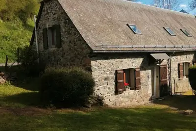 Image de Gîte Dans Grange Foraine - Ruisseau avec Vue sur la Montagne, Terrasse Privée et Wi-Fi
