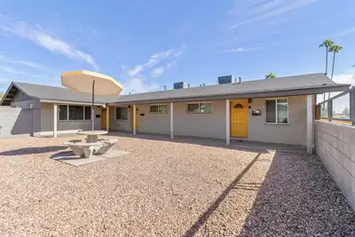 Spacious 3-bedroom apartment in delightful Phoenix