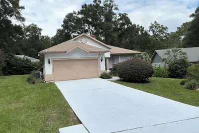 Image de Charming 2-bed/2-bath retreat 5 minutes to Rainbow Springs State Park & Kp Hole.