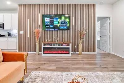 Image de House Star Wars Themed w/ Arcade Garage Room - 5 bedrooms near The Woodlands