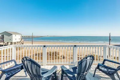 Image de Beachfront l Free Cancellation | Volleyball Court