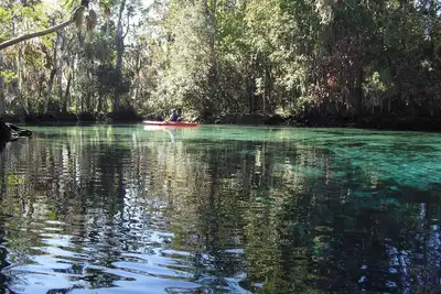 Image de Charming 2 bdrm 1. 5 bath villa 100 yards to Three Sisters Springs