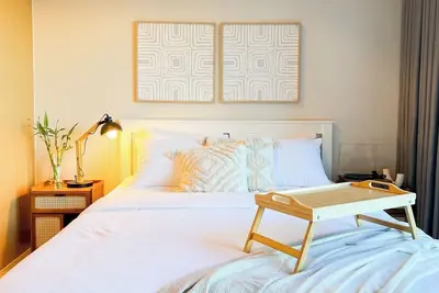 Image de Prime Uptown Bgc | Stylish 1br Getaway #upt1 35j