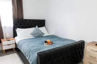 Image de 4 Guests - 2 Bedrooms - City Escape Retreat