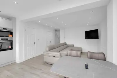 Image de Serenity Retreat in Dagenham