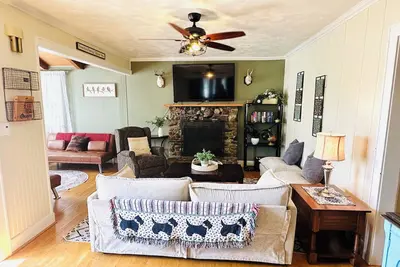 Image de Candee Shack: 1bd 1ba Pet Friendly house - add more bedrooms to sleep up to 6