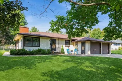 Image de Spacious 5-bedroom house in pleasant Bloomington Mn with Ac