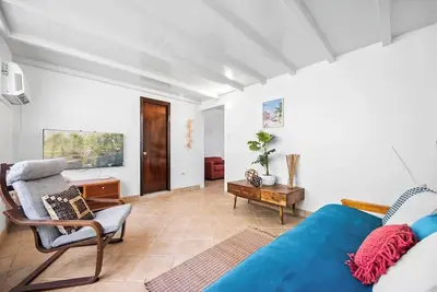 Image de Waterfront | With a Pond | No-cost Parking