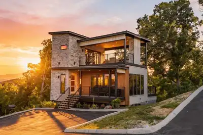 Image de Serene Cabin Retreat・Rooftop Deck・Hot Tub・Games