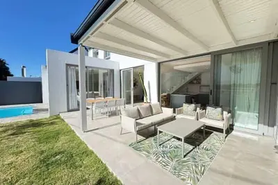 Image de Boardwalk Hideaway - Luxe 3bd w Pool