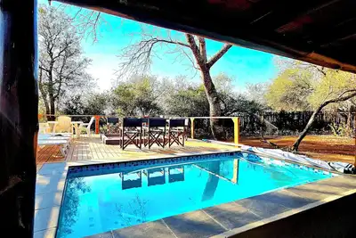 Image de Beautiful 4-bedroom family house with Ac on the river in Marloth Park.
