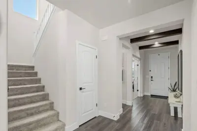 Image de Modern Comfort: Coastal Clovis Edition