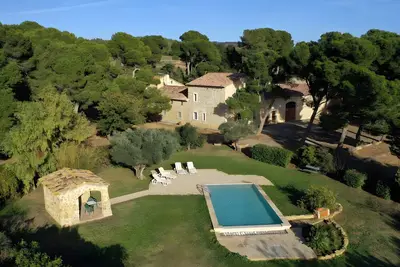 Image de Maison de Vacances 'Mas Viticole À 10 Min De Narbonne' avec Piscine Privée