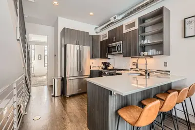 Image de Mid Term Tranquil townhome in vibrant RiNo neighborhood