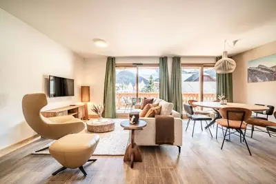 Image de À 140m des remontées, 2ème étage, vue village, terrasse, parking, télévision, 84m², Morzine