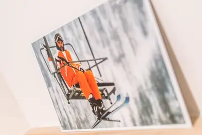 Image de 100m du centre station, 8ème étage, terrasse, balcon, parking, télévision, casier à ski, 39m²