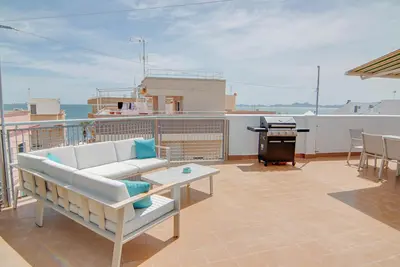 Image de 50m from the beach | Calle San Enrique 3-2