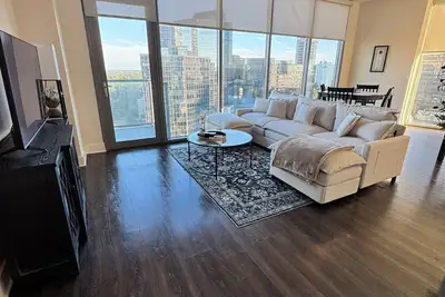 Image de Luxury Penthouse - Skyline Views
