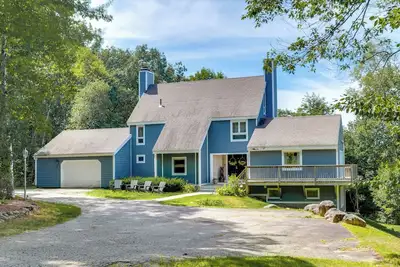 Image de Ski, Hike & Game: White Mountains Family Retreat