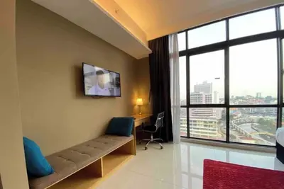 Image de The Pines - Riverside Majesty 2