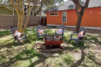 Image de Lake Travis Stylish Retreat for Groups