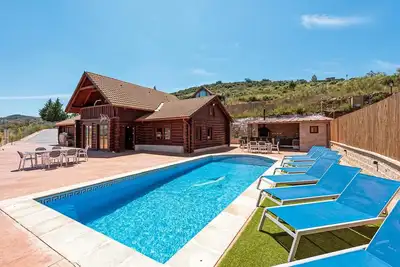 Image de Nordic cottage on the Costa del Sol, enjoy the Andalusian climate with swimming pool!