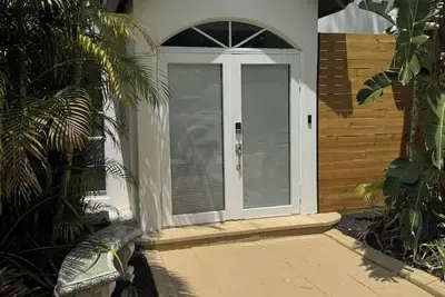 Image de Tropical Oasis in The highly sought after Parkland Fl 13 miles from the Beach