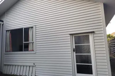 Image de 2 Double Bed including 1 double sofa bed Studio, 7a Rangiatea Road, Epsom