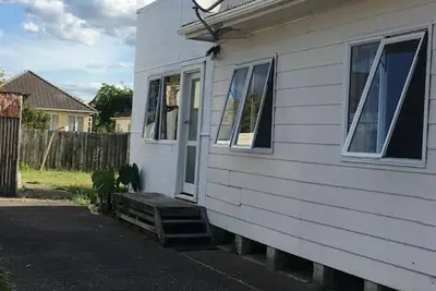 Image de 4 Beds including 2 Double Beds and 2 Sofa Beds up to 8 People, House, 22b Pererika St, Rotorua