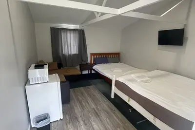 Image de 1 Double and 1 single Bed unit B