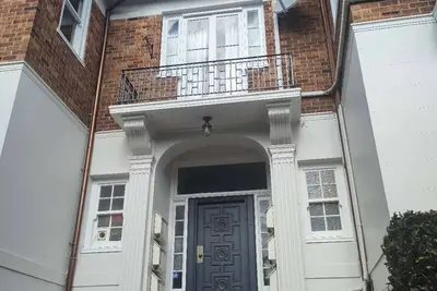 Image de 4 double and 2 sofa beds in 1 bedroom apartment