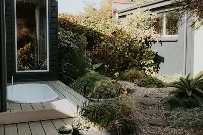 Image de Tea Tree on Tasman - Central, Serene & Garden-Filled